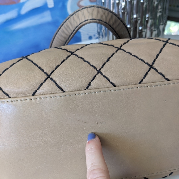 Chanel vintage Surpique handbag - Picture 7 of 17